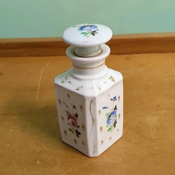 Antique French Porcelain Perfume Bottle or  Tea Caddy - Picture 2 of 5